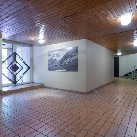Renove T2, 4 Personnes, Proche Thermes, Parking, Ascenseur. - Fr-1-402-97 *